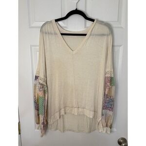 Hummingbird Patchwork Sleeve Top Womens Large Cream Excellent Boho V-Neck